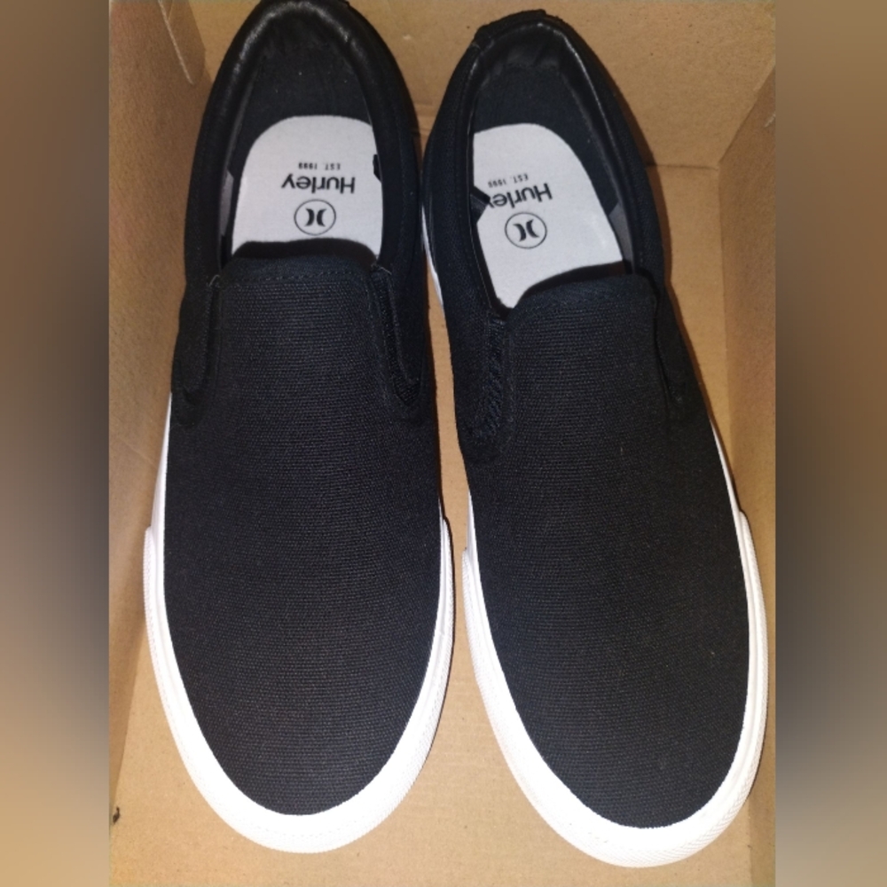 Hurley Men's Size 8 Women's Size 10 Black Slip-On Shoes NEW Without Box